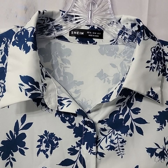 SHEIN XL Women's White & Blue Flower Print Button Down Blouse Top - Picture 5 of 9